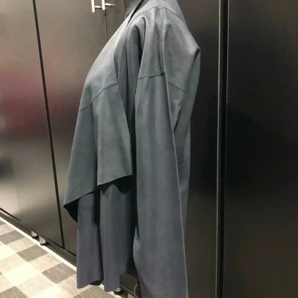 Bagatelle Genuine Leather,Waterfall Drape, Open front,butter soft,Navy Jacket - Picture 3 of 10